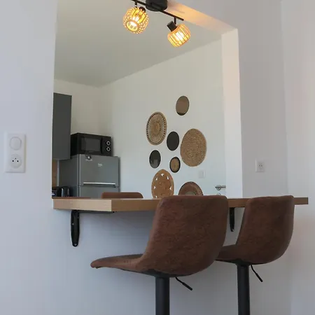 L'escale Cosy, Proche Euroairport Apartment